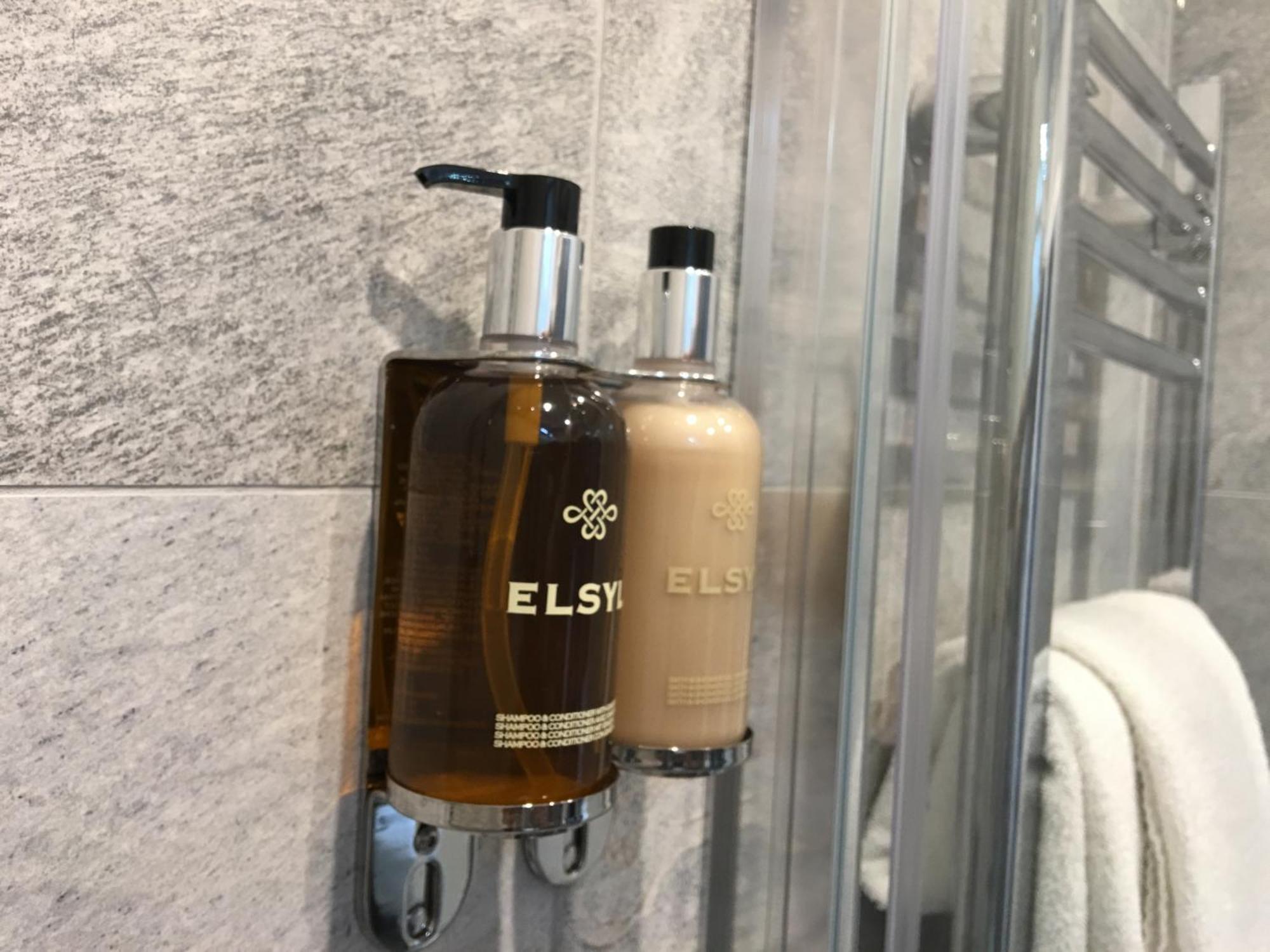 애플우드 호텔 본머스 객실 사진
